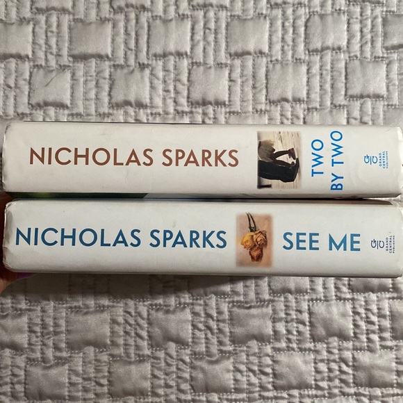 Nicholas Sparks Book Bundle 🌸 - Picture 3 of 4
